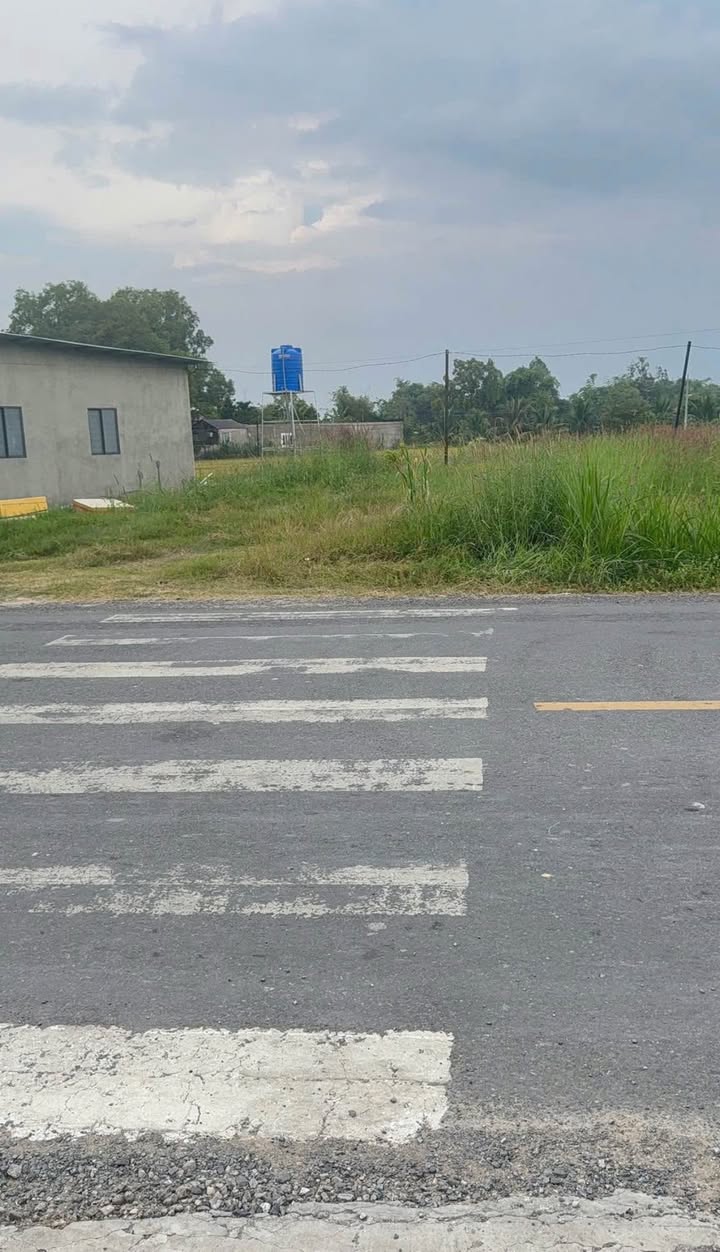 Đất mặt tiền TL823, Hậu Nghĩa 430m² giá chỉ 3.5 tỷ - Đầu tư sinh lời ngay!