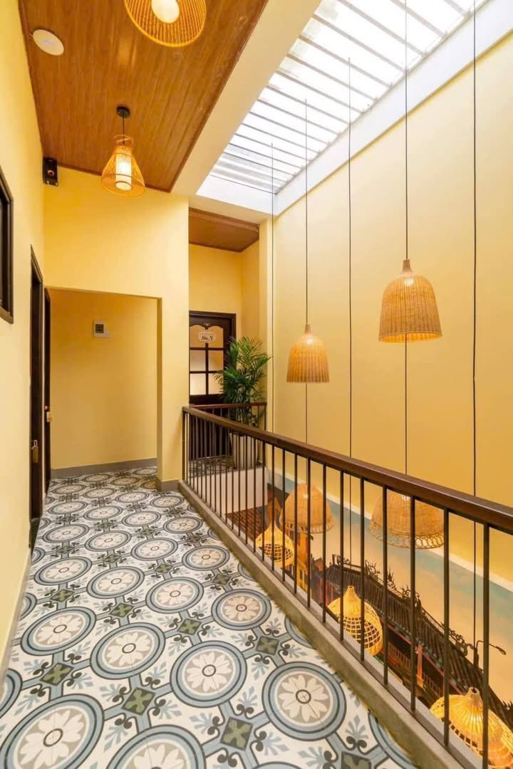 Nhà 2 tầng mặt tiền Lương Ngọc Quyến 95m² giá chỉ 6.6 tỷ - Sẵn sàng giao dịch!