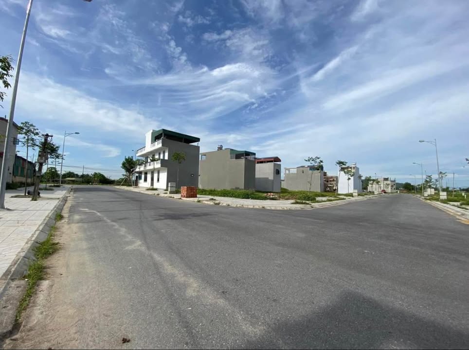 Lô đất đẹp tại Đông Cương, Thanh Hóa 105m² - Sổ đỏ trao tay!