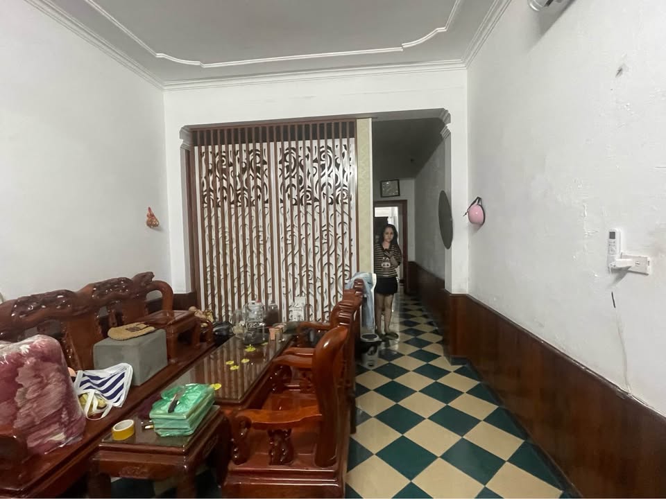 Nhà 2 tầng Hòa Bình Mới 70m² - Vị trí trung tâm, tiện ích đầy đủ!