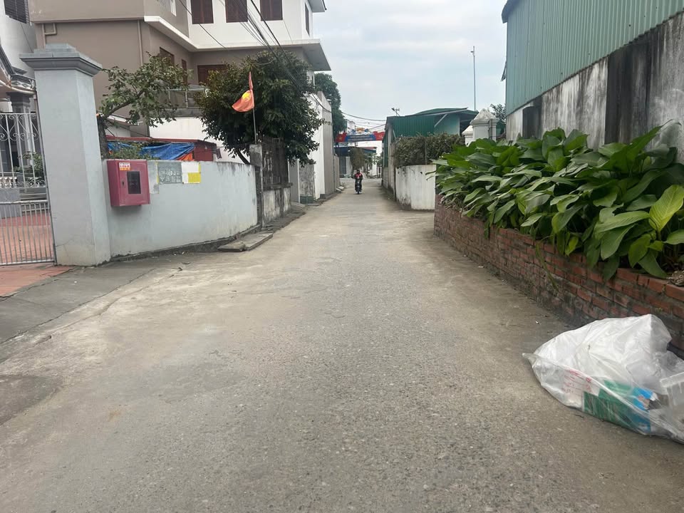 Đất thổ cư 433m² Thôn 8 Tú Sơn - Giá 4.33 tỷ, sổ đỏ chính chủ!