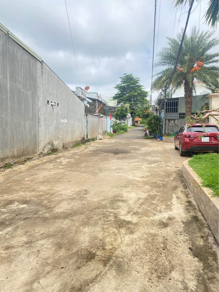 Đất Hẻm 42 Âu Cơ, Pleiku 119m² giá 1.2 tỷ - Cơ hội đầu tư tuyệt vời!