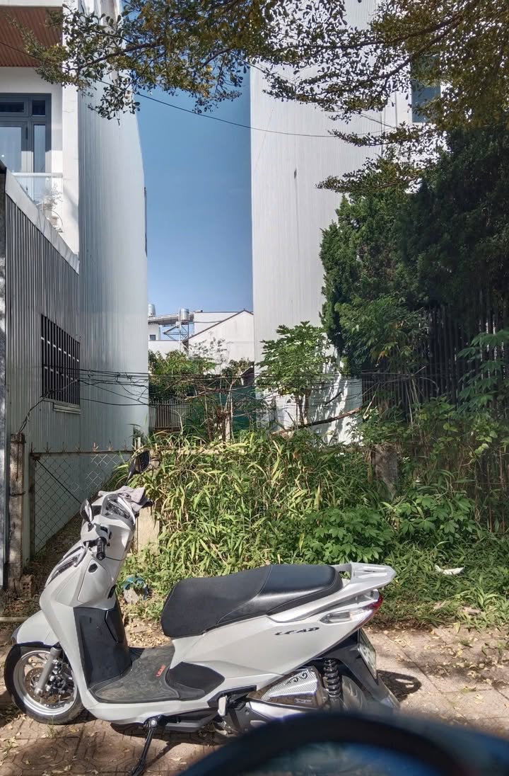 Lô đất mặt tiền Hồ Tùng Mậu, Bảo Lộc 95m² giá 5.4 tỷ - Cơ hội đầu tư tuyệt vời!