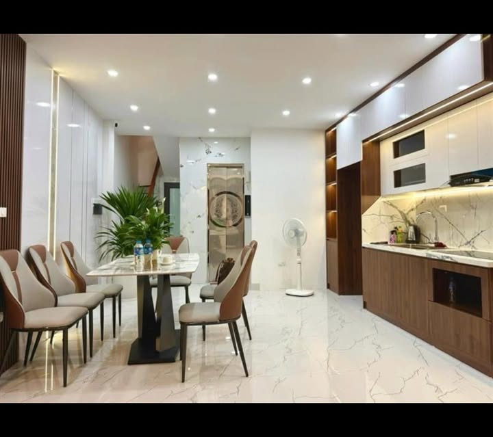 Nhà 6 tầng Trường Chinh 45m² giá 12.8 tỷ - Full nội thất 5 sao, thang máy