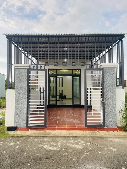 Nhà phố Tân Xuân Đồng Xoài 110m² giá 1.19 tỷ - Công chứng sang tên ngay!