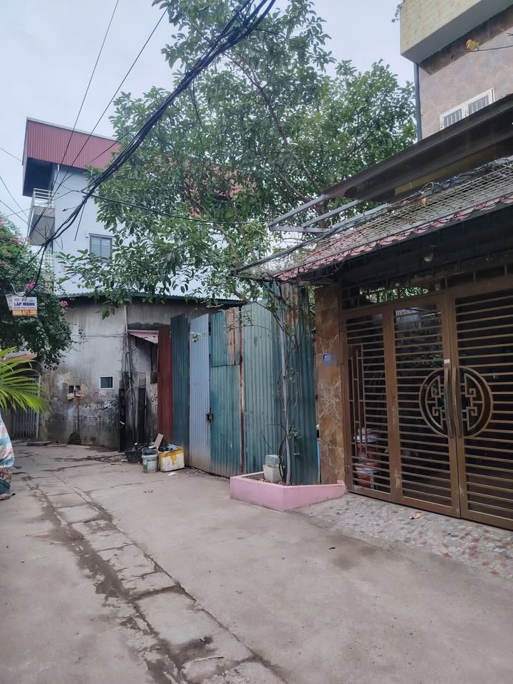 Đất phân lô Định Công Hoàng Mai 230m² giá 37 tỷ - Kinh doanh tuyệt vời!