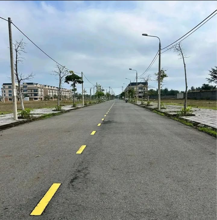 Đất nền KĐT Ngọc Dương, Điện Bàn 100m² giá 2.6 tỷ - Pháp lý đầy đủ, hạ tầng hoàn chỉnh!