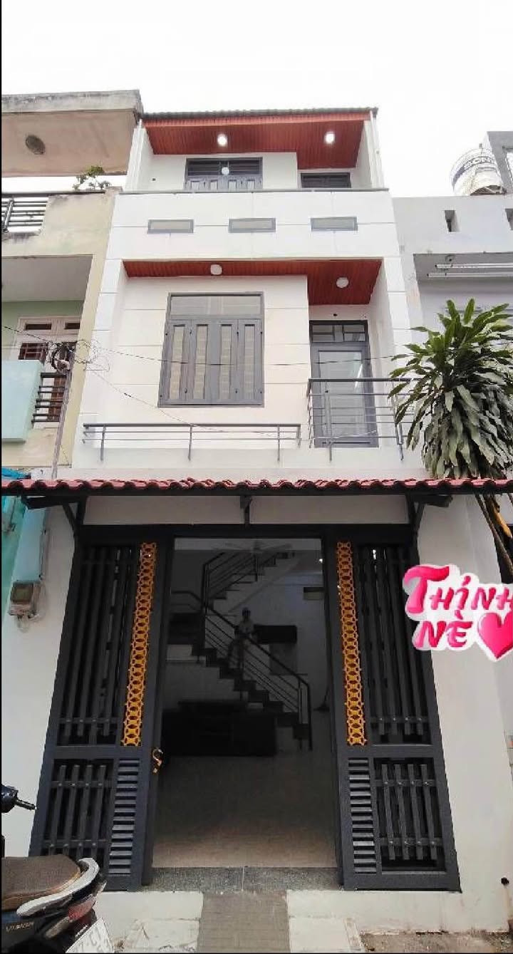 Nhà 2 lầu Liên Khu 4-5 Bình Tân 40m² giá 4.5 tỷ - Tiện nghi và thoáng đãng!