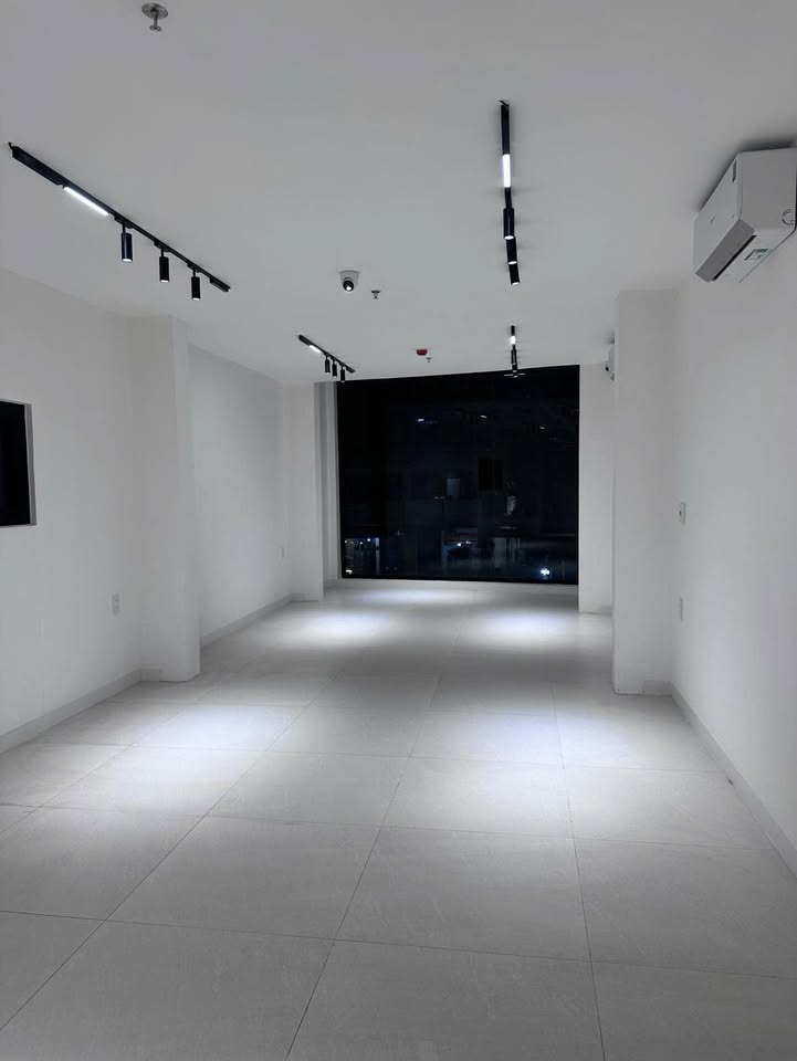 Nhà mặt tiền cho thuê 2 tầng 22 Điện Biên Phủ, Đà Nẵng - Vị trí kinh doanh sầm uất!