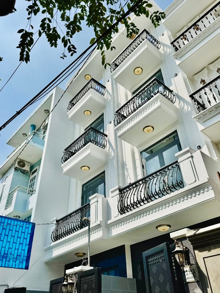 Nhà đẹp đường Nguyễn Thái Sơn, Gò Vấp 43m² giá 9.3 tỷ - Sẵn sàng vào ở!