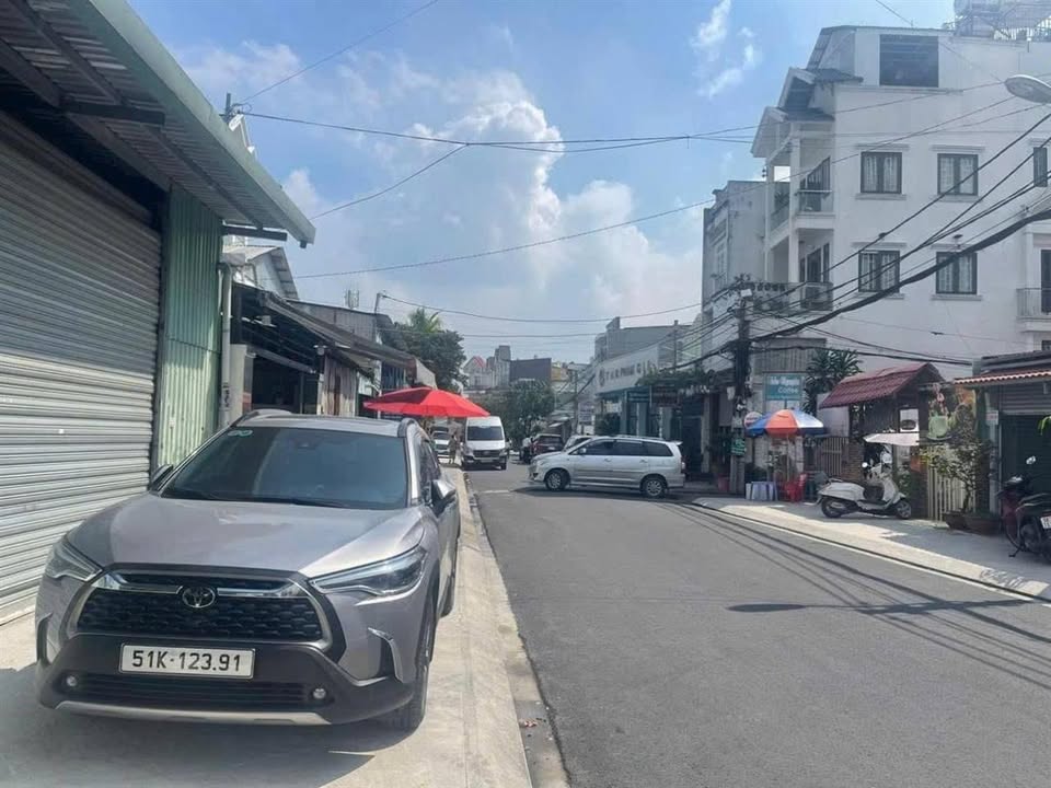 Đất mặt tiền Đường Thới An 15, Q12 - Diện tích 240m², Giá 15.49 tỷ - Tiềm năng phát triển cao!