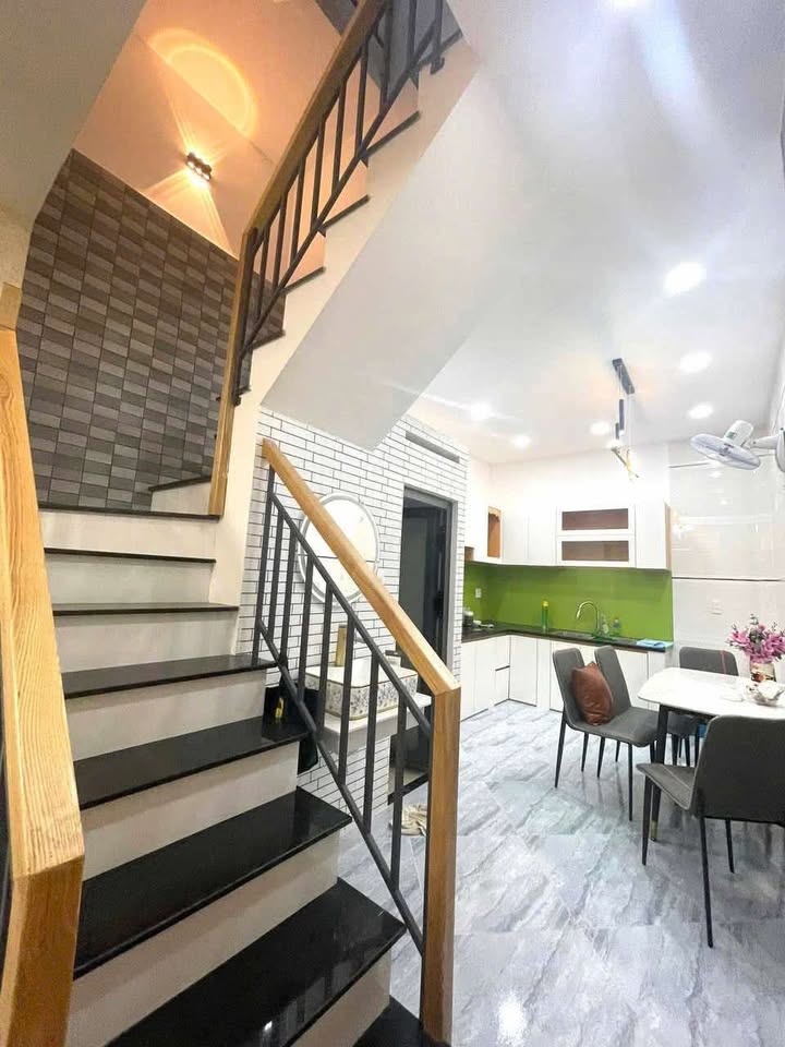 Nhà phố Tân Bình 40m² giá thỏa thuận - Full nội thất mới hoàn công