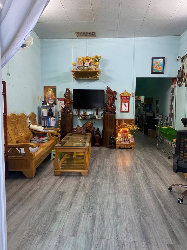 Nhà hẻm Phan Đình Giót, Pleiku 56m² giá 1.4 tỷ - Sổ hồng chính chủ!