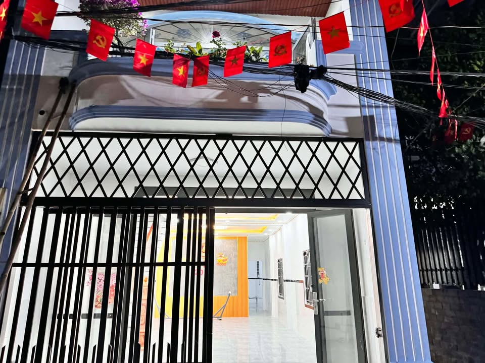 Nhà sổ chung Dĩ An 75m² giá 2.25 tỷ - Đã chỉnh trang đô thị!