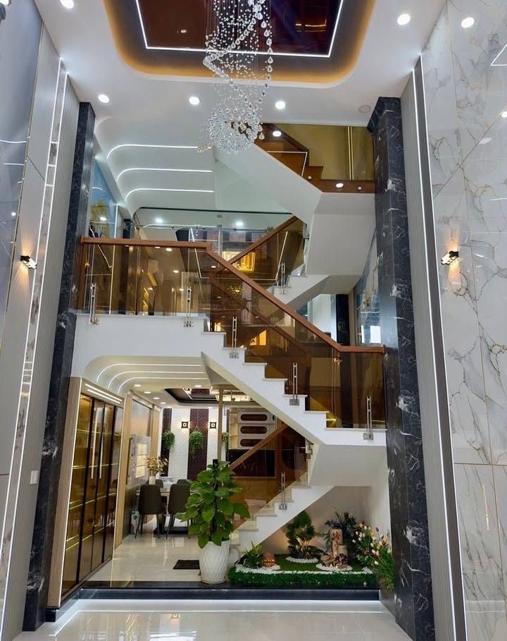 Nhà 5 tầng đường TX25, phường Thạnh Xuân, quận 12 - Giá chỉ 6.45 tỷ, vào ở ngay!