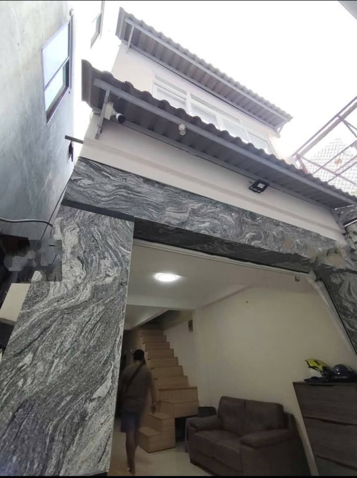 Nhà riêng đường Huỳnh Văn Bánh, Phú Nhuận, 49m², giá chỉ 6 tỷ - Sẵn sàng vào ở ngay!