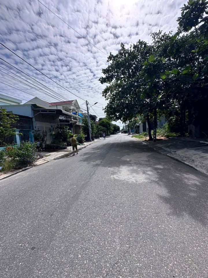 Đất thổ cư mặt tiền Đào Cam Mộc, Phan Thiết 100m² giá 1.83 tỷ - Đầu tư sinh lời!