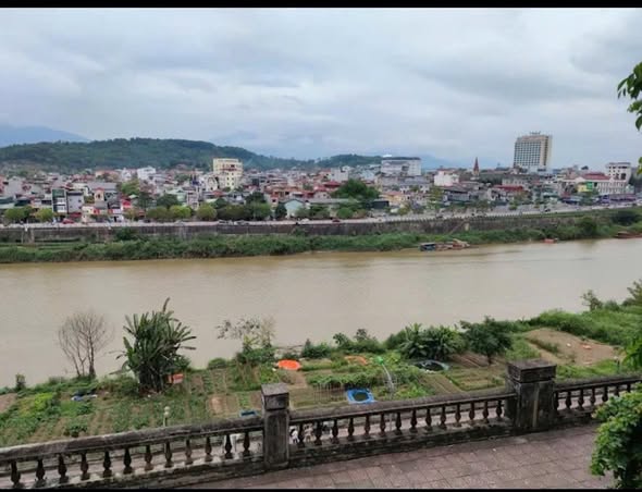 Lô Đất Vàng Minh Khai Lào Cai 302.4m² giá 7.2 tỷ - Sổ đỏ chính chủ, đầu tư sinh lời!