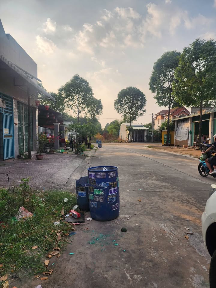 Đất thổ cư 150m² tại Bến Cát, Bình Dương giá chỉ 1.7 tỷ - Cơ hội đầu tư hấp dẫn!