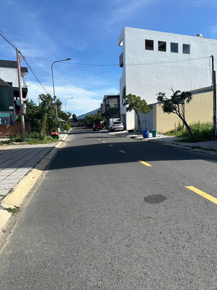 Đất nền khu đô thị phường 3 Tây Ninh 100m² - Giá chỉ 23 triệu/m², cơ hội đầu tư tuyệt vời!