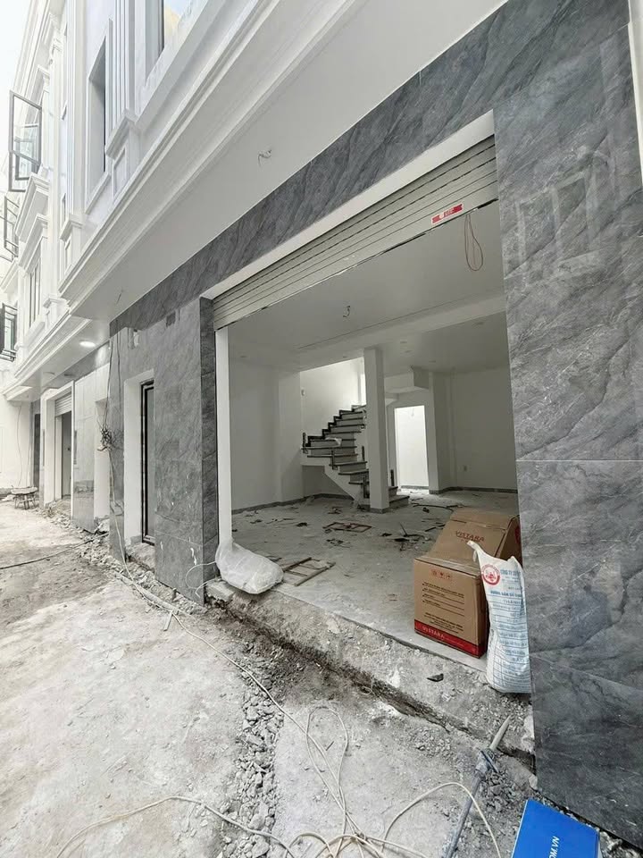 Nhà 3 tầng đường Trung Hành, Đằng Lâm, Hải An 45m² giá 3.25 tỷ - Thiết kế hiện đại, chính chủ!