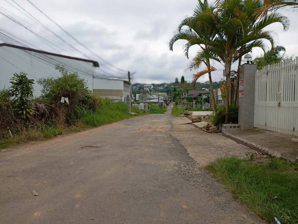 Đất 2 mặt tiền Lộc Sơn Bảo Lộc 197m² giá 1.4 tỷ - Cơ hội đầu tư tuyệt vời!