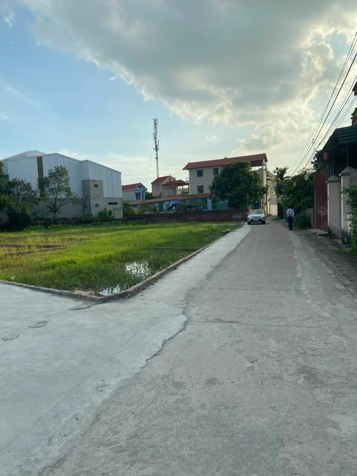 Đất nền Phù Linh, Sóc Sơn 90m² - Sổ đỏ chính chủ, giá thỏa thuận!