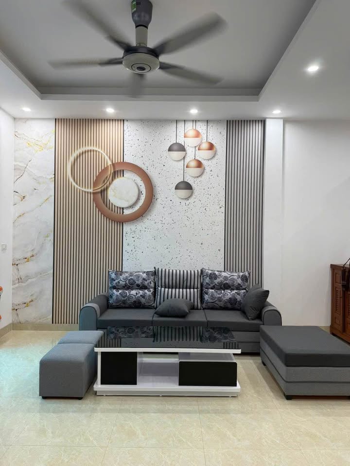 Nhà 3 tầng Ninh Sơn 67m² giá 3 tỷ - Đẹp ngay, dọn vào ở luôn!