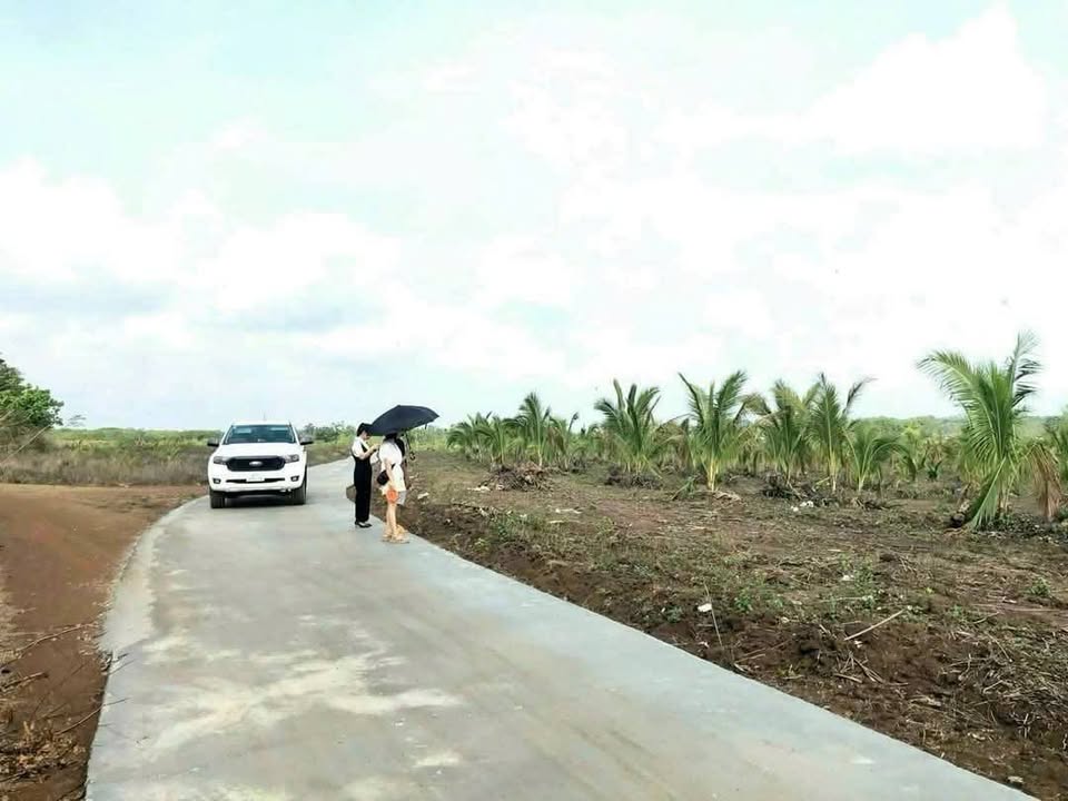 Đất thổ cư thôn 8 xã Ea Nuôl 3600m² giá 235 triệu - Sổ đỏ chính chủ, đầu tư sinh lời!