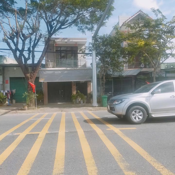 Nhà cho thuê 2,5 tầng ĐT605 Hòa Châu Đà Nẵng 100m² - Giá chỉ 7.5 triệu/tháng!