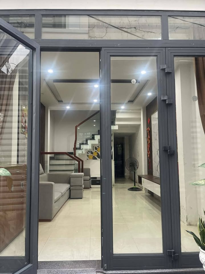 Nhà nguyên căn Đà Nẵng 0m² giá 7 triệu - Full nội thất, chỉ việc vào ở!