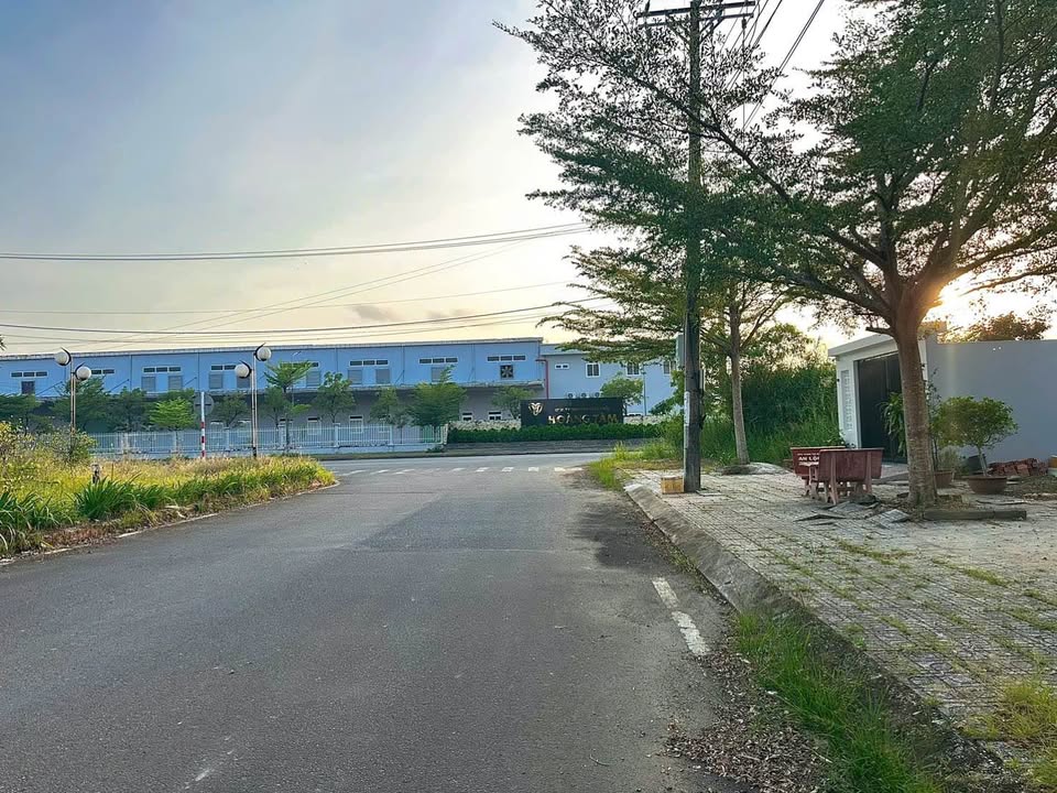 Đất nền KĐT Hoàng Tâm, Cà Mau 130m² giá 1.05 tỷ - Đầu tư sinh lời ổn định!