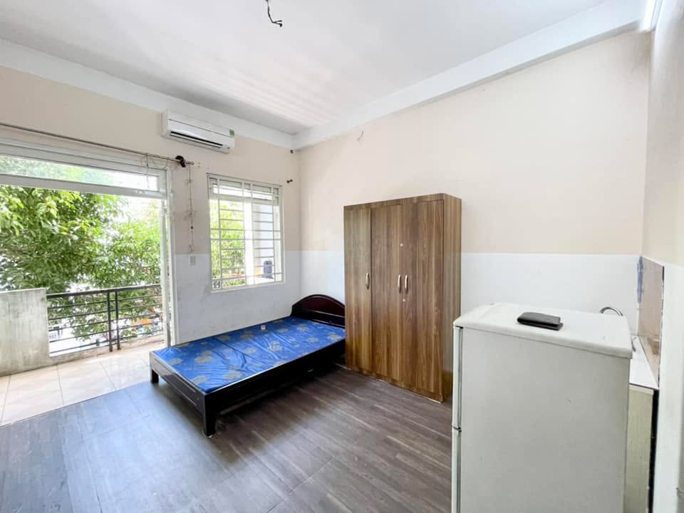 Phòng cho thuê tại Tân Phú 40m² giá 3,5 triệu - Ban công lớn, giờ giấc tự do!