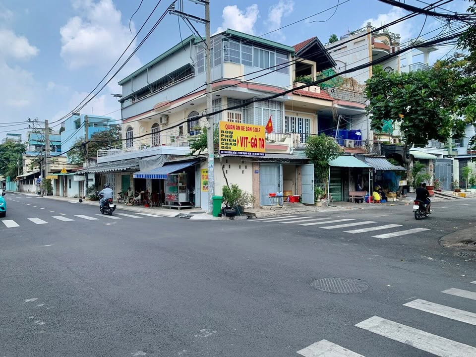 Nhà 2 mặt tiền đường Lê Lộ, Phú Thạnh, Tân Phú - Diện tích 104m², Giá 18 triệu/tháng - Phù hợp mở café, showroom!