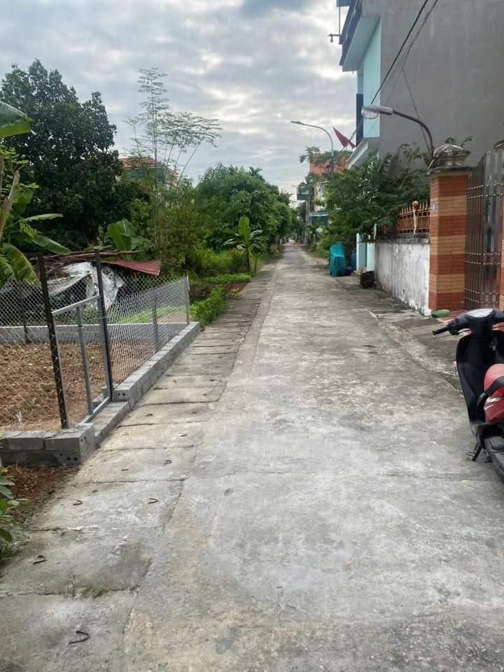 Đất thổ cư Thạch Thất 64m² giá 3 tỷ - Mặt tiền rộng, ô tô đỗ cửa!