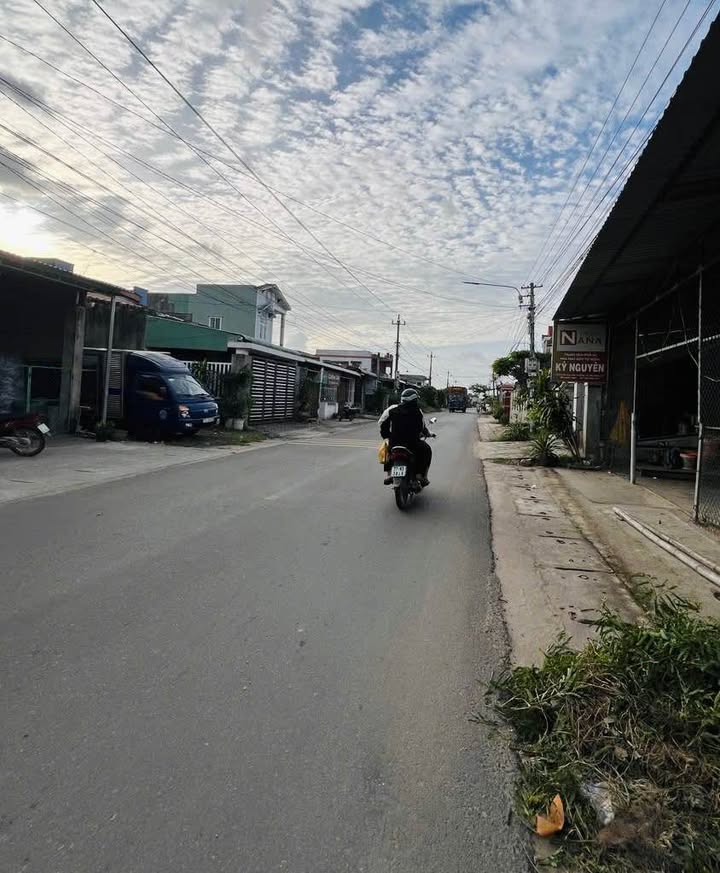 Đất mặt tiền ĐT635 Phú Giá, Cát Tường 100m² - Cơ hội đầu tư sinh lời!