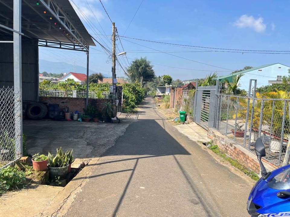 Nhà phố B'lao Bảo Lộc 245m² giá 2.05 tỷ - Chính chủ cần bán gấp!