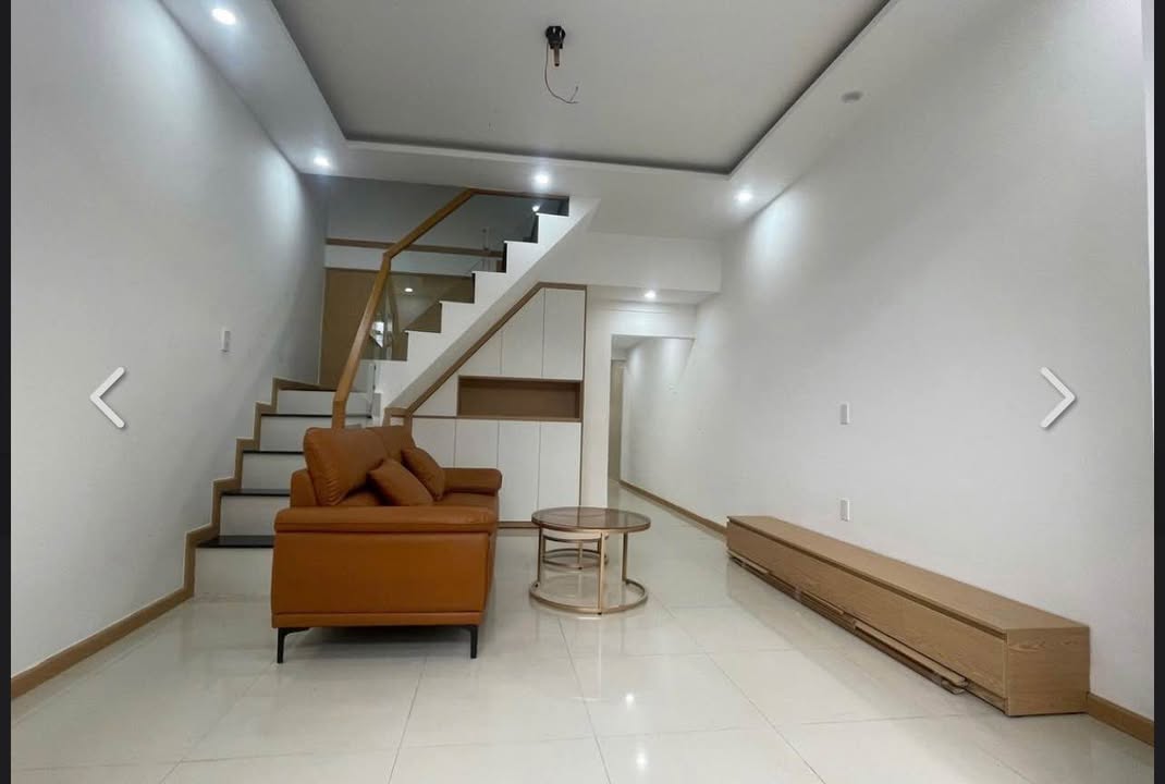 Nhà 2 tầng Núi Thành, Hải Châu, Đà Nẵng 62m² giá 4.9 tỷ - Vị trí đắc địa gần trung tâm!