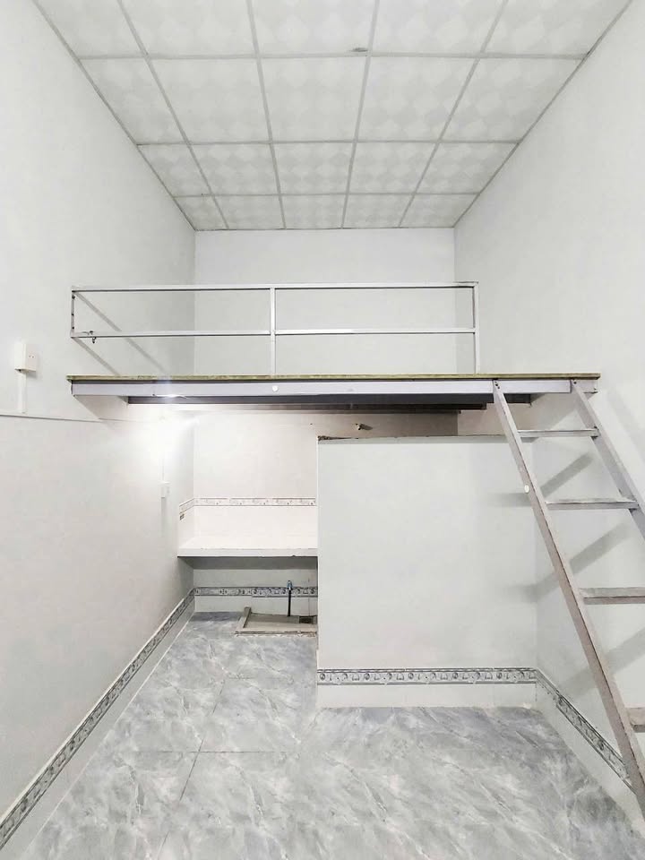 Phòng trọ thuê tại Nguyễn Văn Linh, Cần Thơ 15m² chỉ 2 triệu - Gần trung tâm tiện lợi!