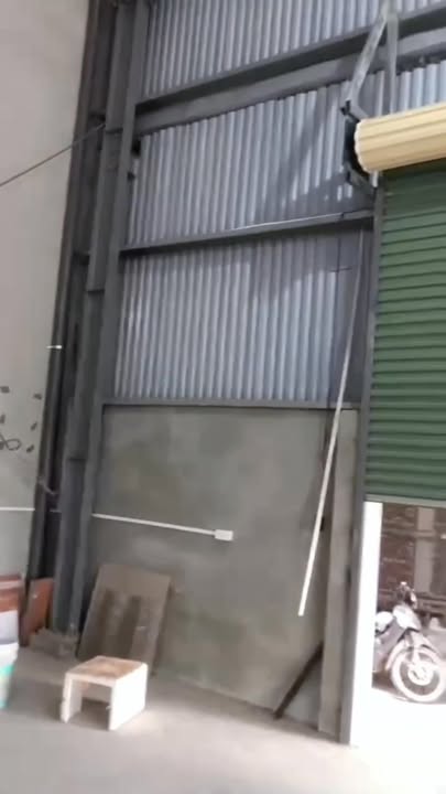 Cho thuê kho xưởng lô góc 220m² - Đường rộng ô tô tại Đức Giang, Hoài Đức - Giá tốt chỉ từ 12 triệu/tháng!