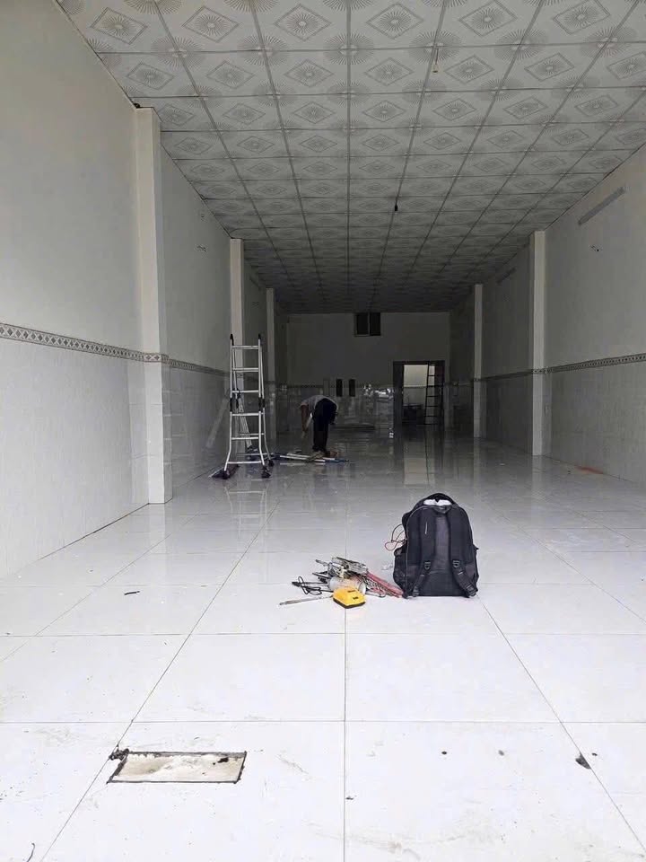 Mặt bằng cho thuê đường D1, Thủ Đức 100m² - Kinh doanh sầm uất!