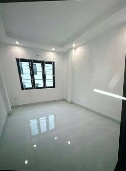 Nhà phố Tây Mỗ Nam Từ Liêm 40m² giá 3.5 tỷ - Lô góc ô tô đỗ gần nhà!