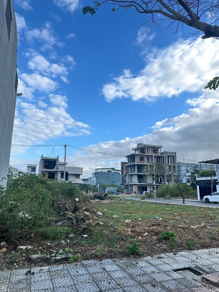 Đất nền Hòa Quý Đà Nẵng 105m² giá 5.63 tỷ - Đầu tư sinh lời ngay!