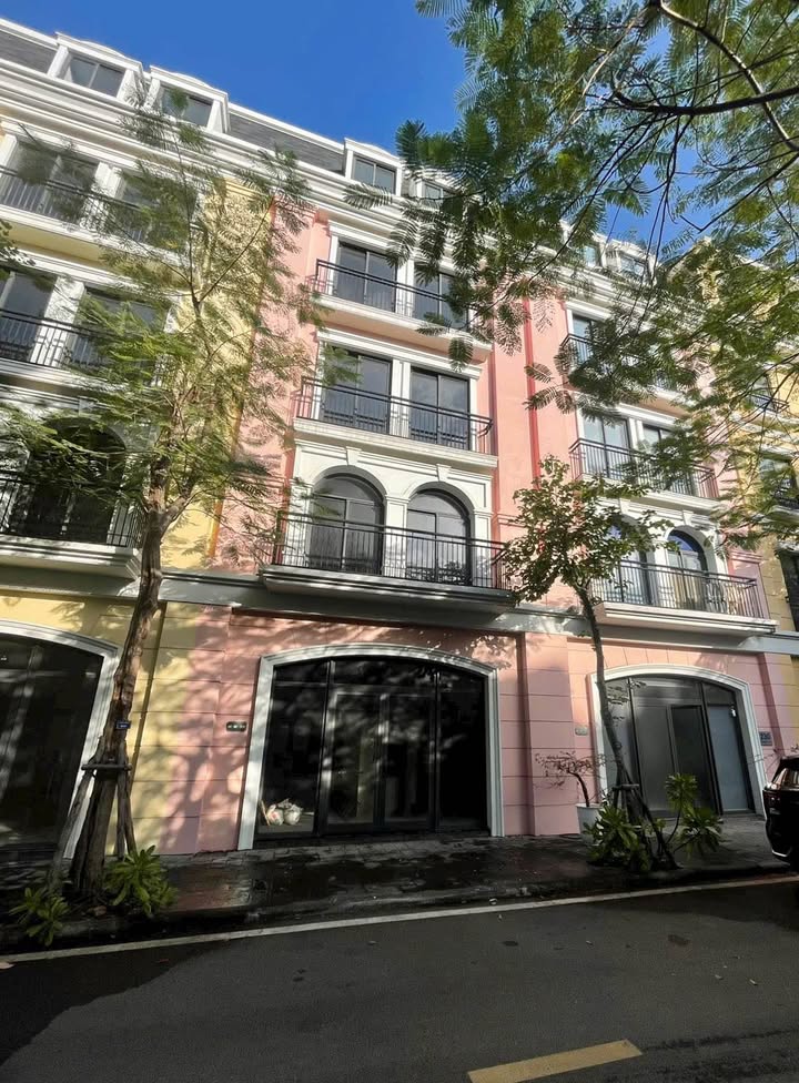 Shophouse Habor Bay Hạ Long 75m² giá 7 tỷ - Gần biển, đầy đủ tiện ích!