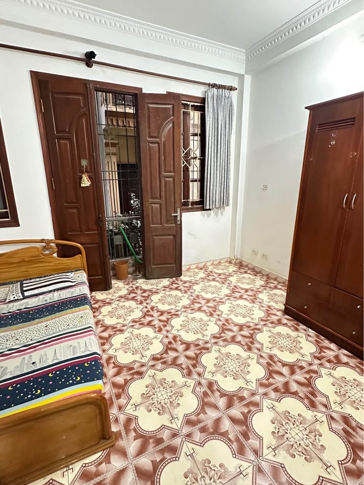 Phòng cho thuê tại Ngõ 16 Nguyễn Phúc Lai, Đống Đa - Tiện nghi đầy đủ, giá thỏa thuận!