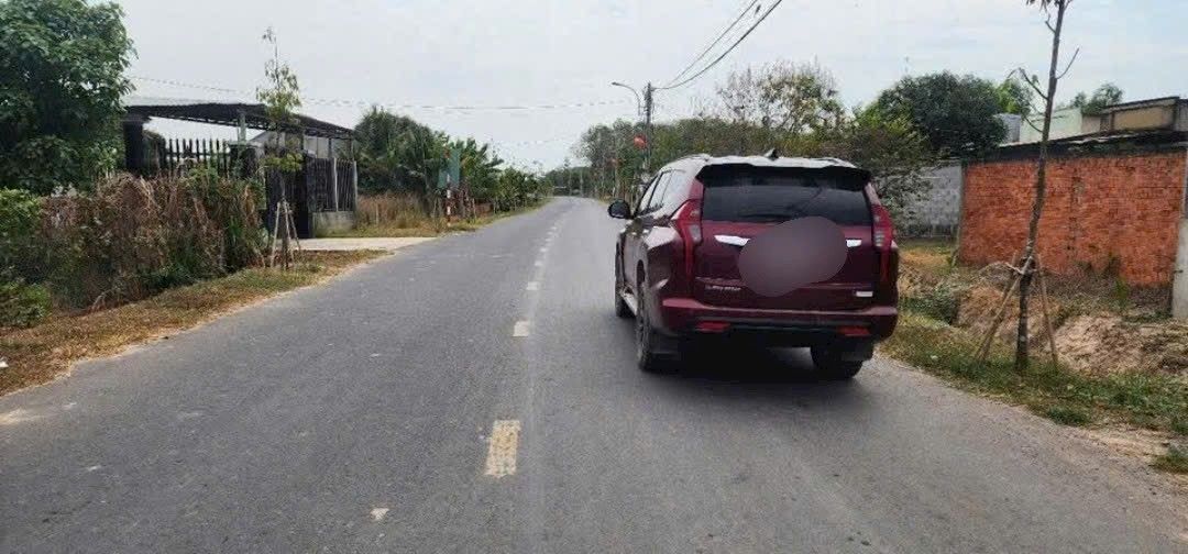 Đất mặt tiền đường Nhựa Lộc Chánh, Đức Hòa, 900m² - Đầu tư sinh lời ngay!