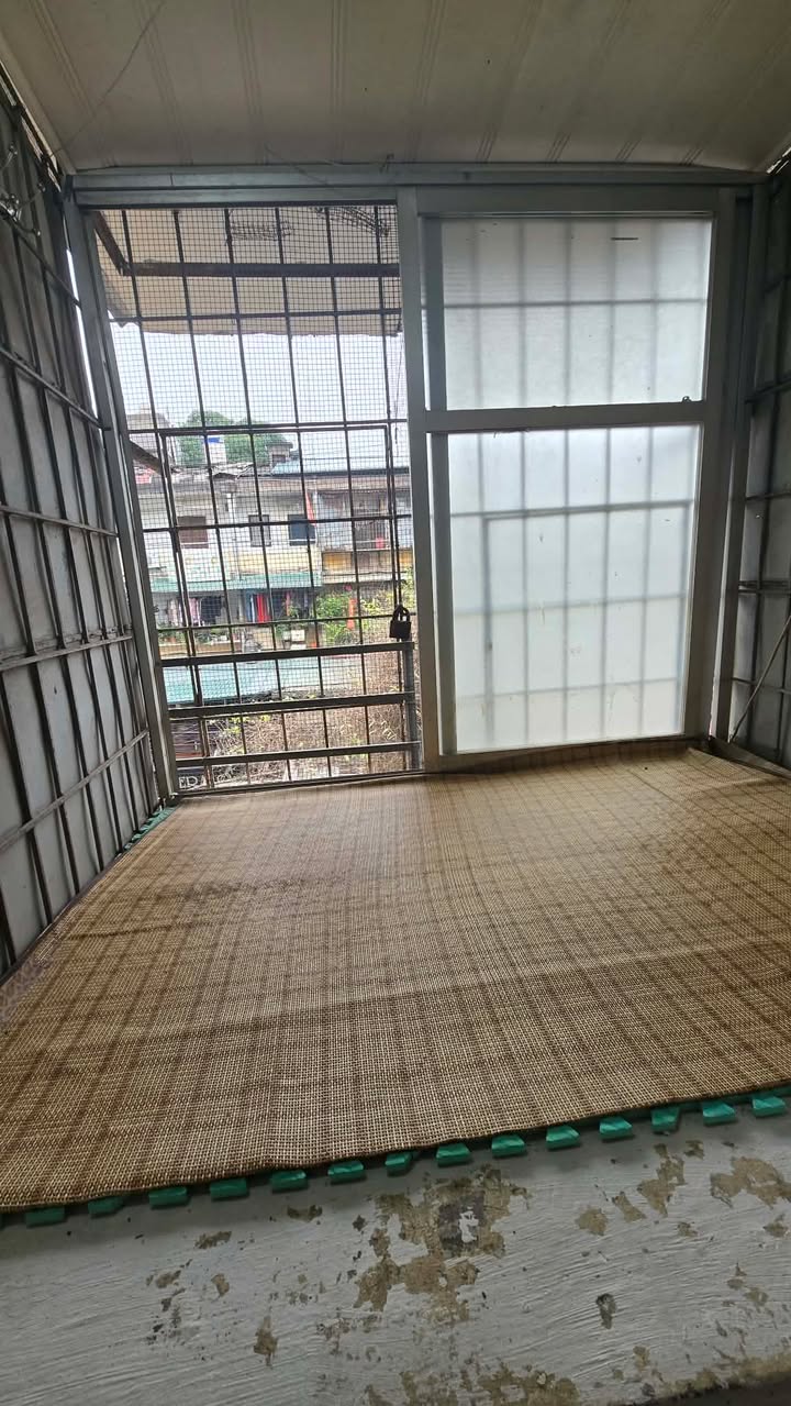 Nhà ở tập thể E4, Tôn Thất Tùng, Đống Đa 20m² giá 3 triệu - Chính chủ cho thuê lâu dài!