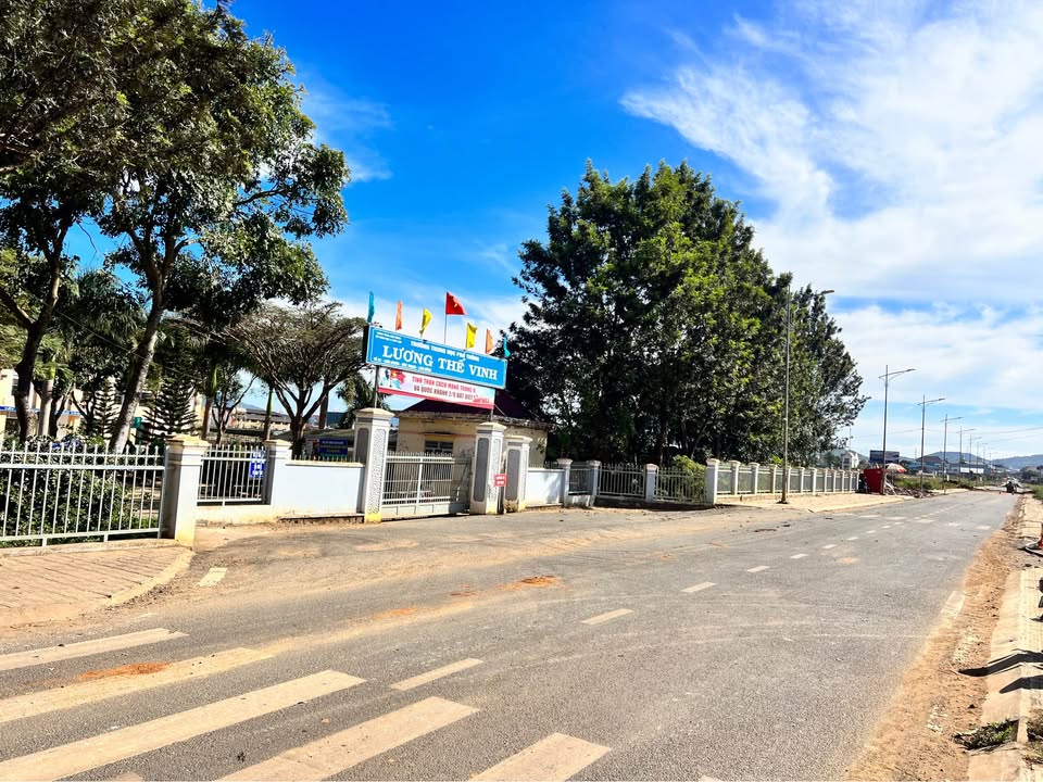 Bán gấp FrontHouse mặt tiền Phạm Ngũ Lão, Đức Trọng 135m² - Vị trí đắc địa trung tâm hành chính