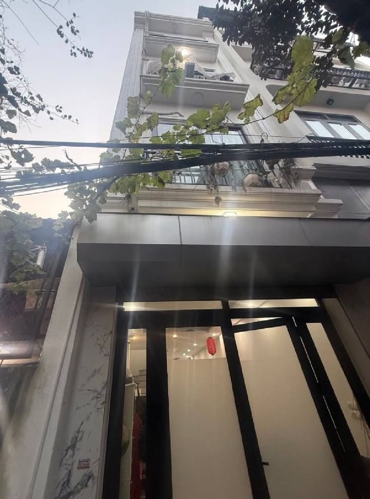 Nhà dân xây chắc chắn Ngọc Trì Thạch Bàn 40m² giá 8 tỷ - Đầy đủ công năng sử dụng!