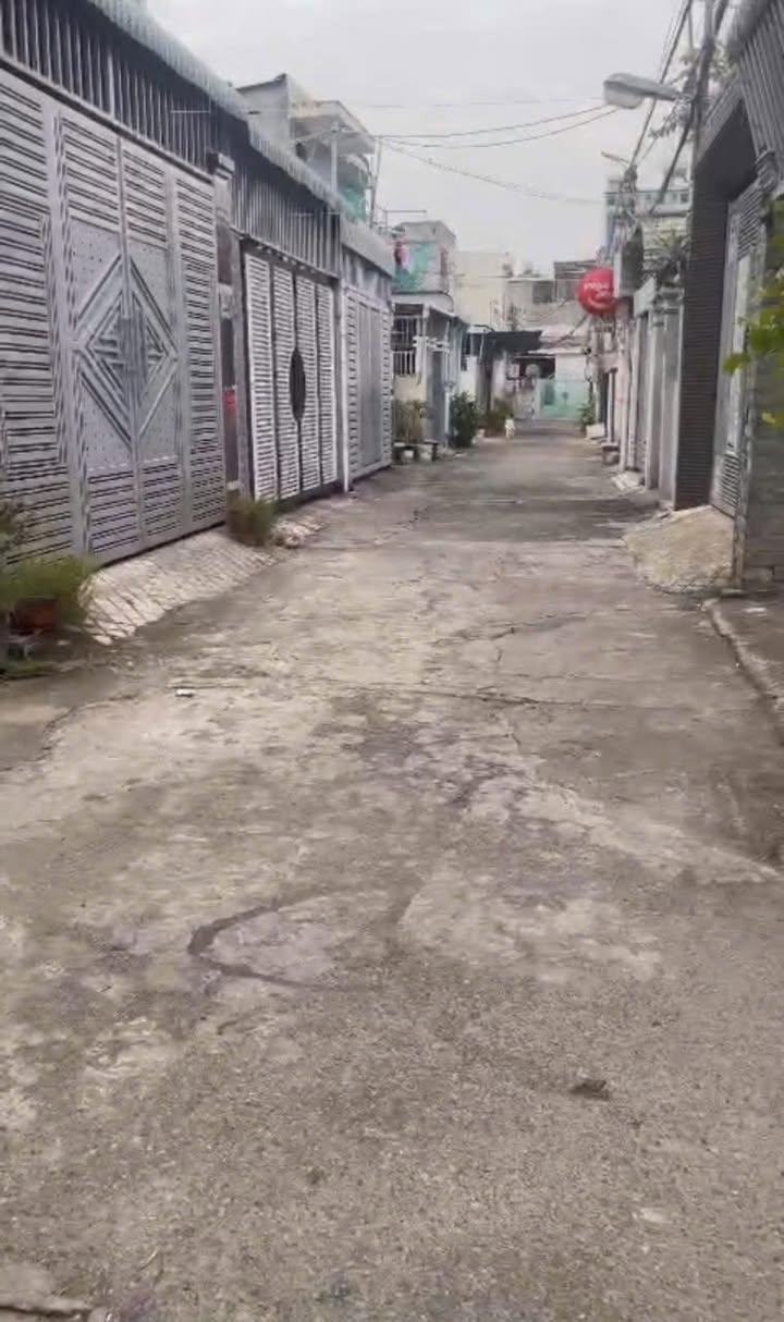 Bán nhà cấp 4, hẻm 5m, Rạch Dừa, 72m² - Giá cực mềm!